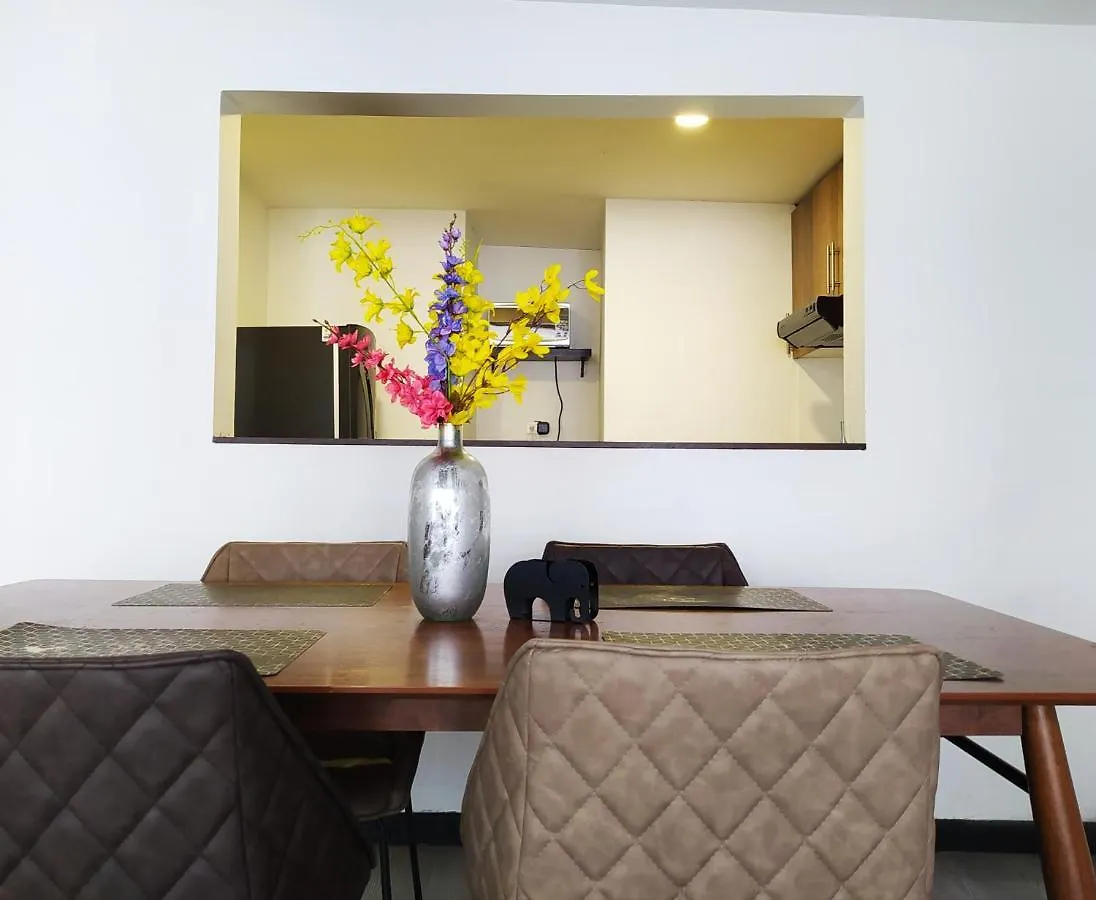 3 Apartamento Completo Cedritos Minimalista Bogota 0*,