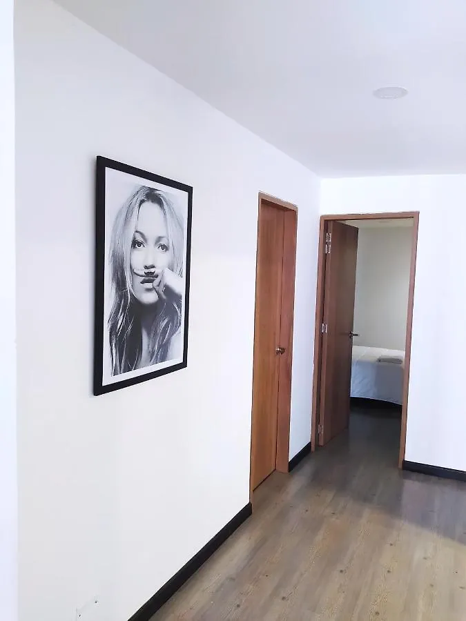 3 Apartamento Completo Cedritos Minimalista Bogota Colombia
